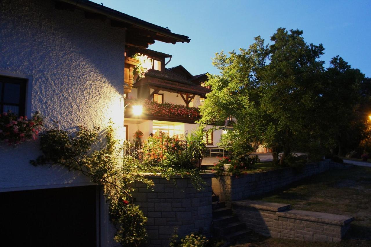 Pension Zum Ebenstein Am Donausteig Untergriesbach Luaran gambar
